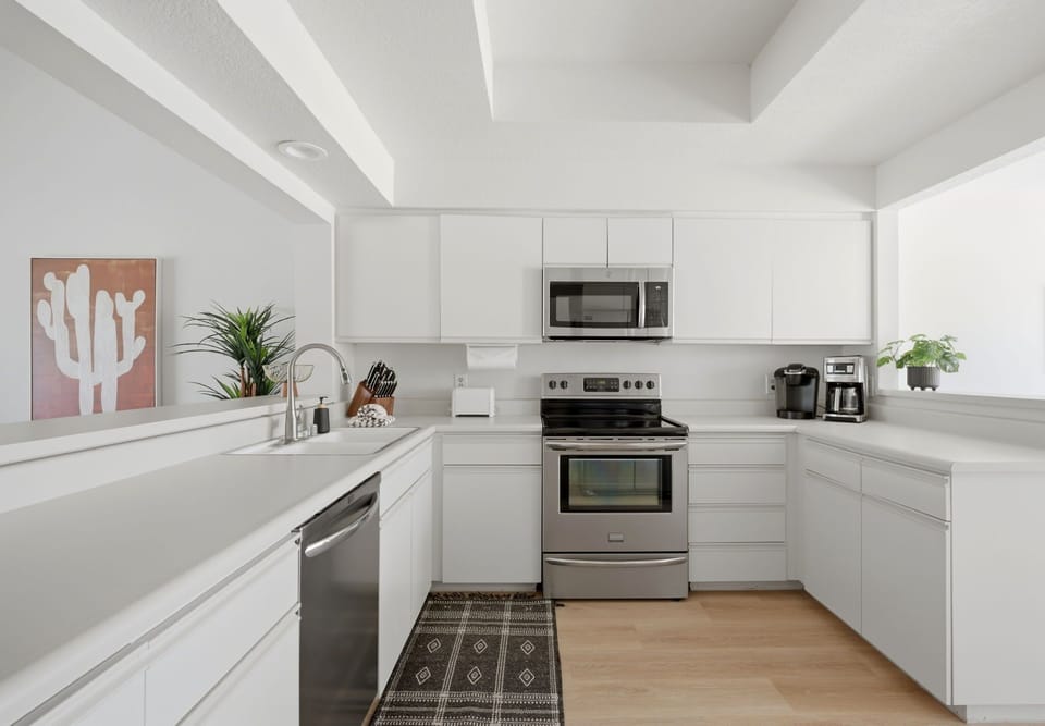 Large fully stocked kitchen