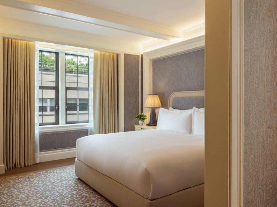 Deluxe Suite (Grand) | Frette Italian sheets, premium bedding, down comforters, pillowtop beds