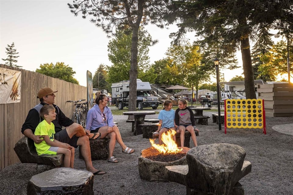 Roam Spokane RV Resort Campground/ 
RV Resort in Spokane Valley