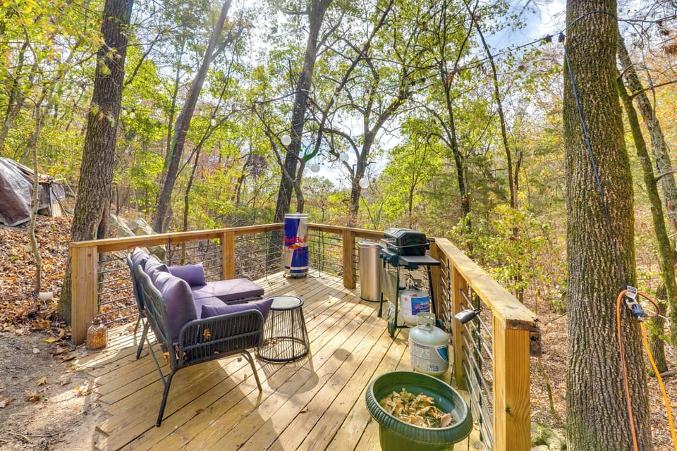 Studio Unit Deck