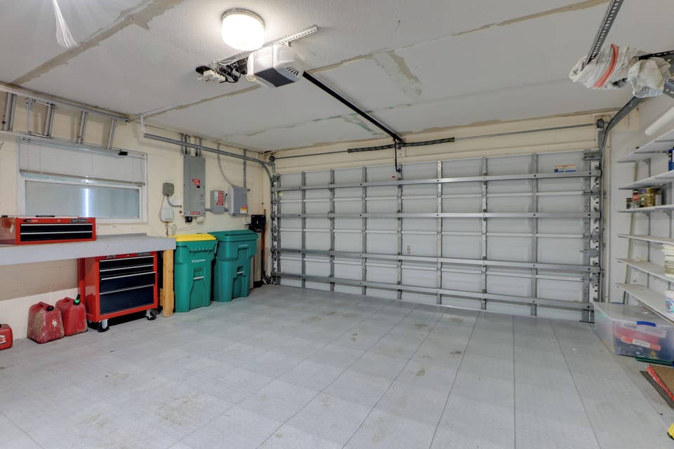 Garage Parking (1 Vehicle)