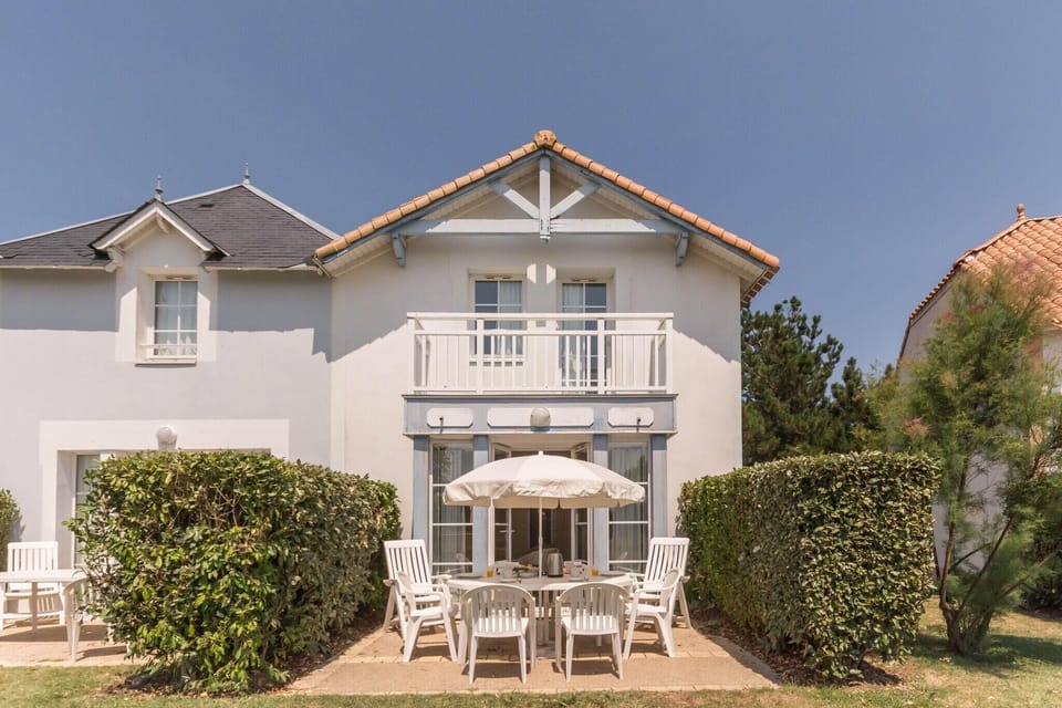 Holiday Home Swimming Pool