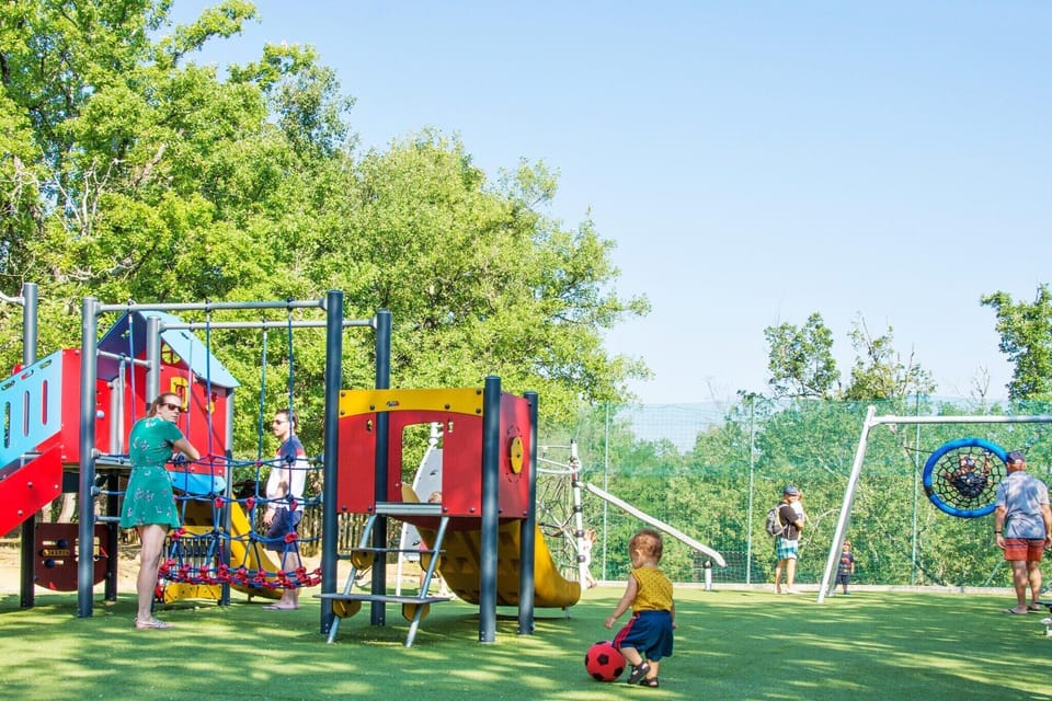 Holiday Park Facilities and Services 