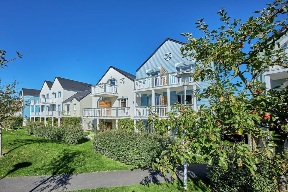 Holiday Home Exterior [summer]