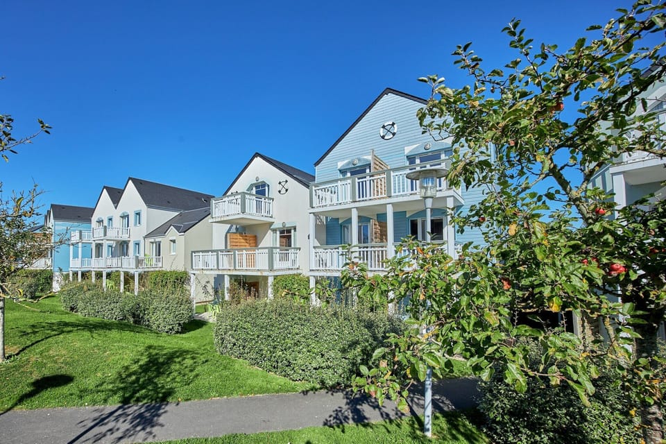 Holiday Home Exterior [summer]