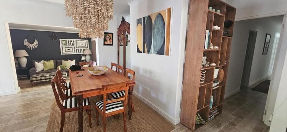 Disa Cottage | Dining