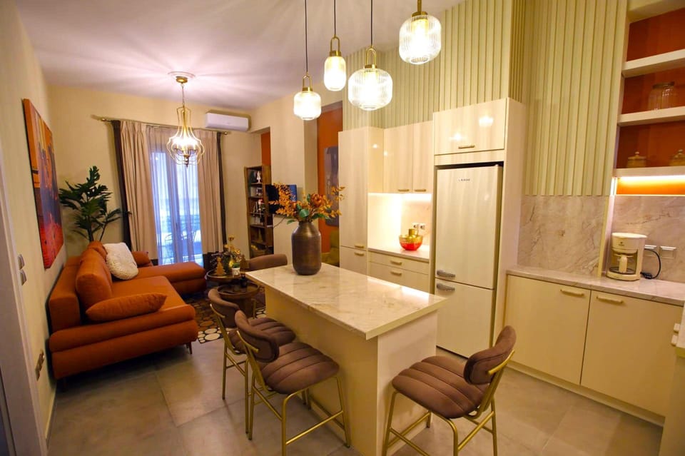 House | 1 bedroom, soundproofing, Internet