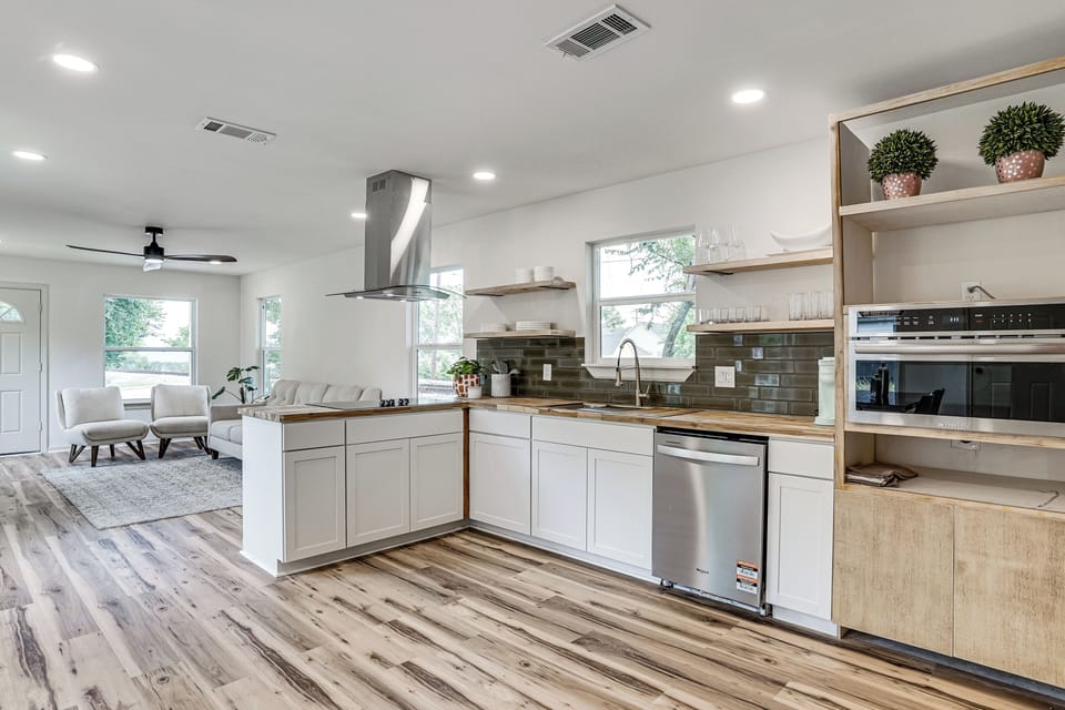 House (2 Bedrooms) | Interior