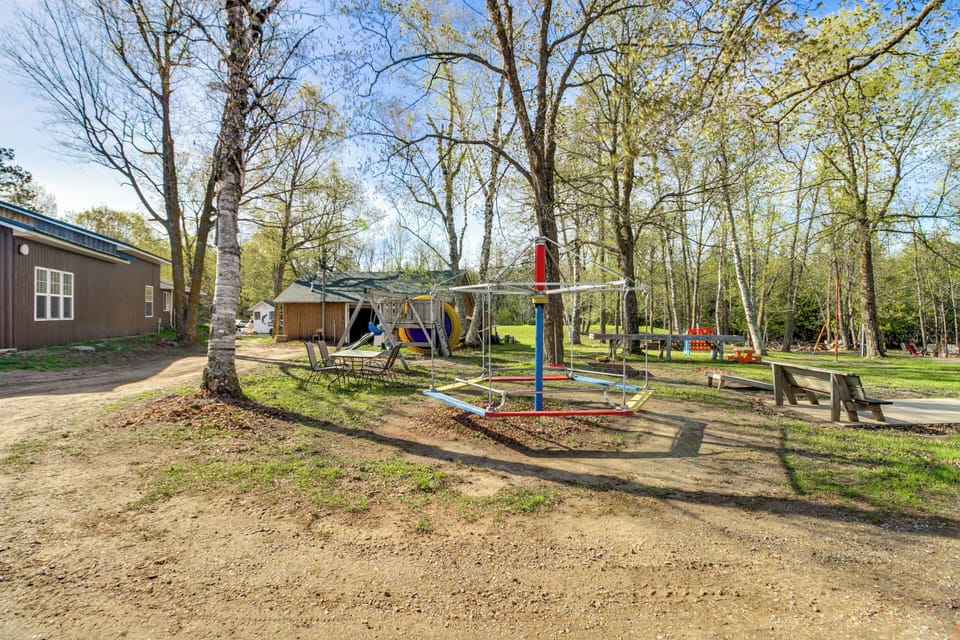 Resort Retreat on Gull Lake! Minnesota Cabin Cottage in Minnesota