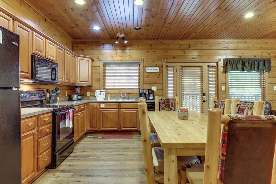 House (2 Bedrooms) | Interior