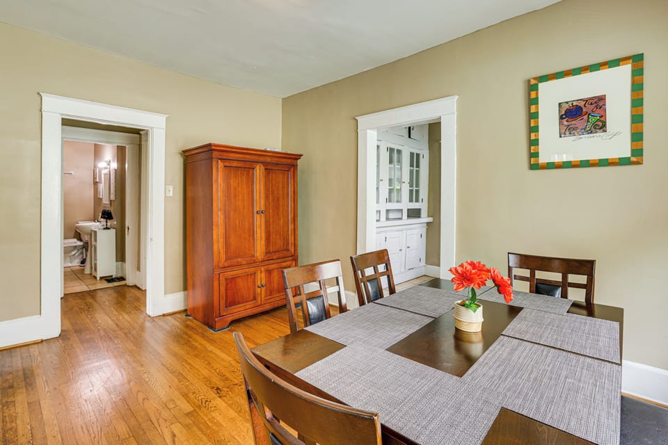 House (3 Bedrooms) | Interior
