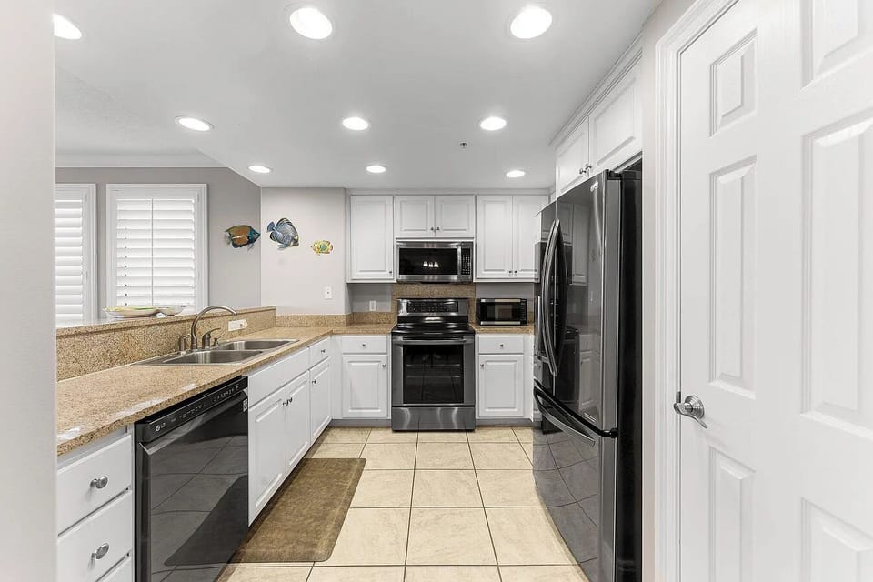 Full Kitchen