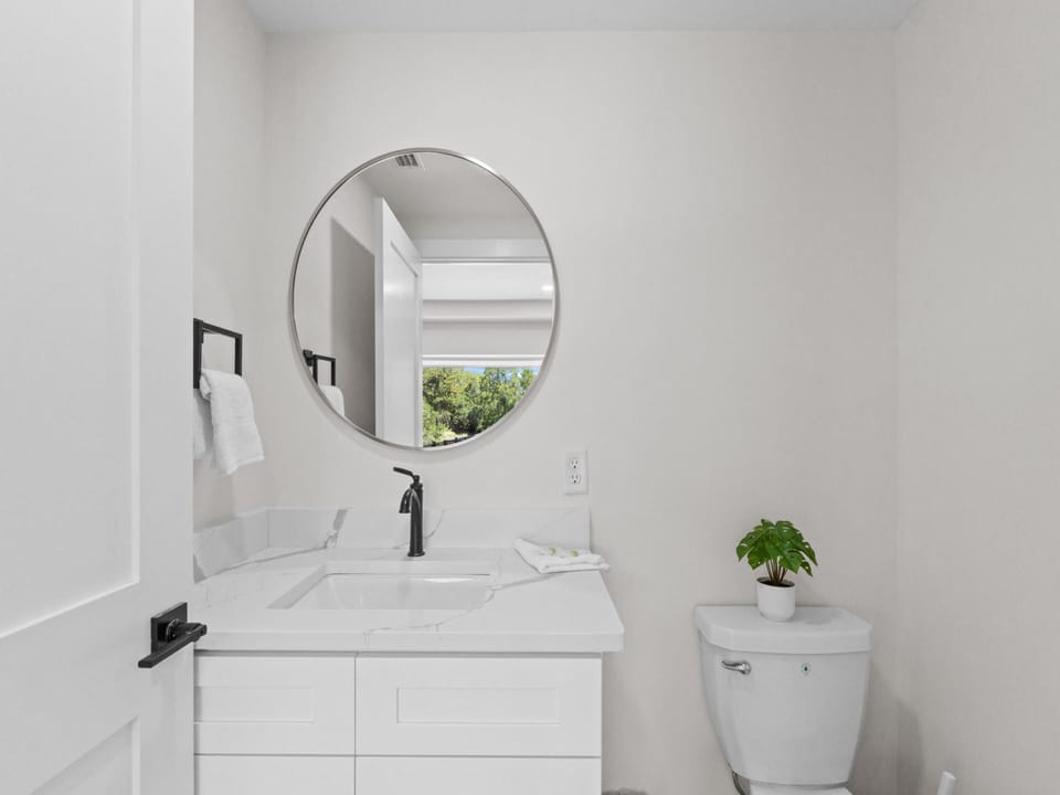 3006 Emerald Coast A -  Game Room - Half Bathroom - Floor 1