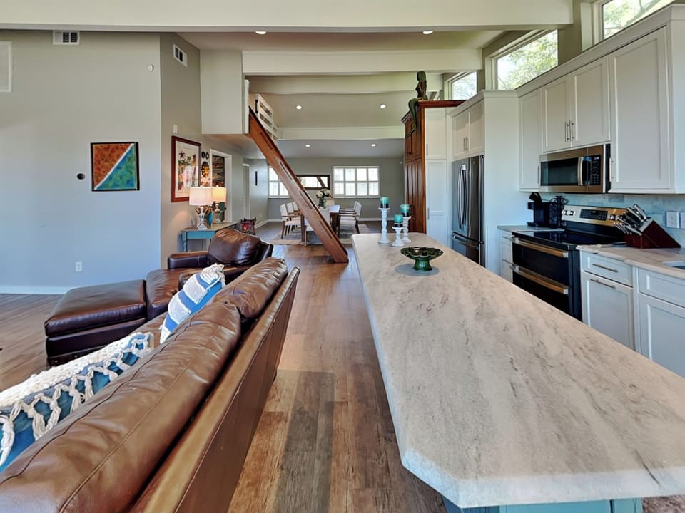 Spacious, Flowing Layout