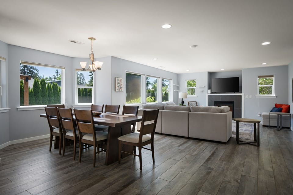 Wide open sightlines and thoughtful design create a welcoming flow throughout the spacious interior living areas.