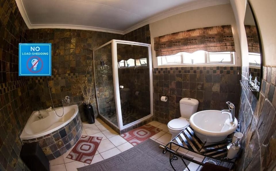 Standard Double or Twin Room, Garden View | Bathroom | Separate tub and shower, hair dryer, towels, soap