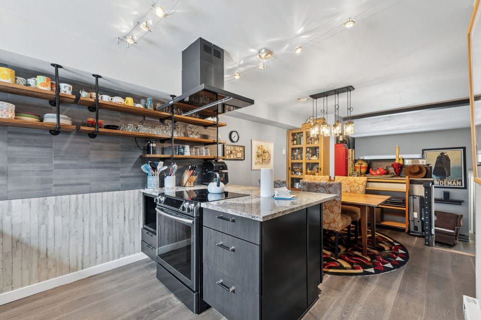 Kitchen Full View