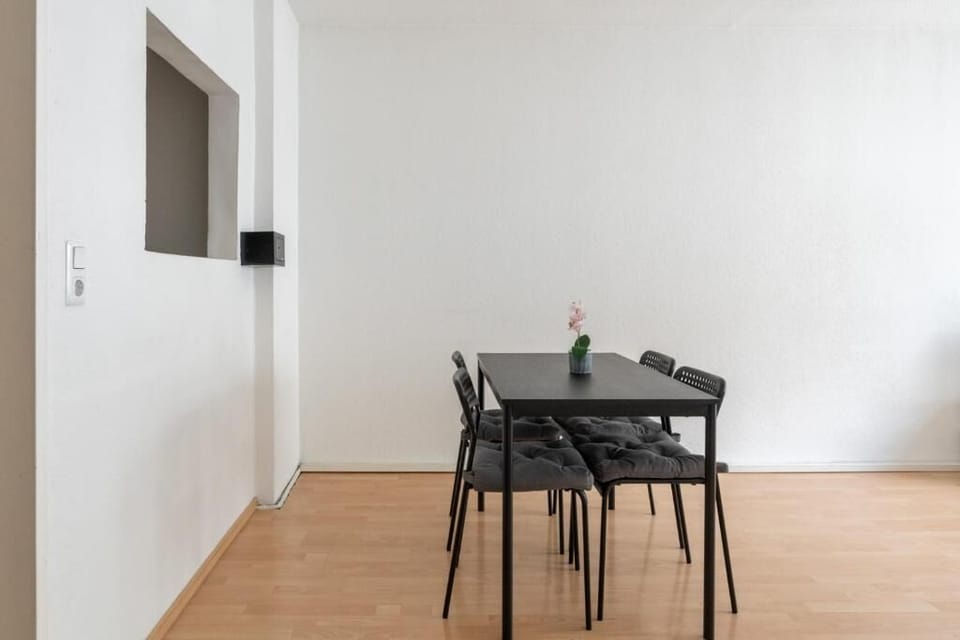 Apartment | Dining