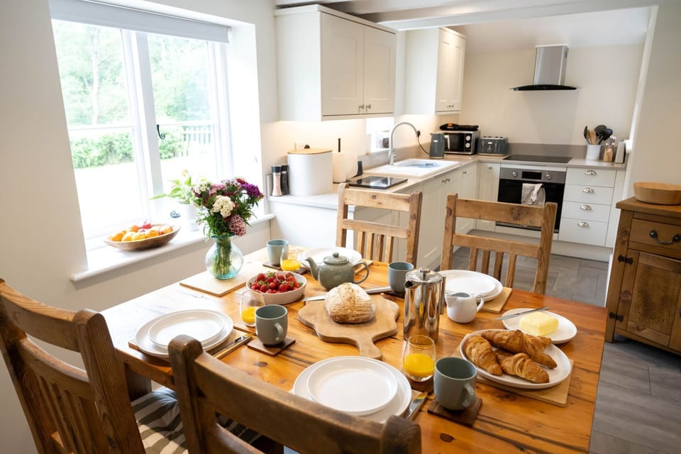 The dining kitchen at Grimsbury Castle, Berkshire