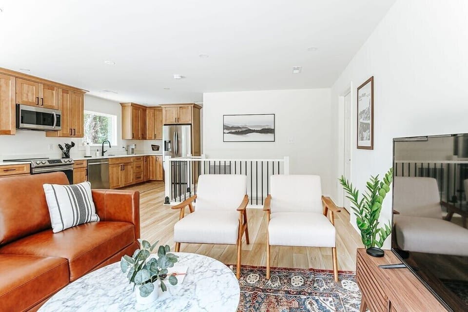 House, Private Bathroom (Fox Hill) | Lounge