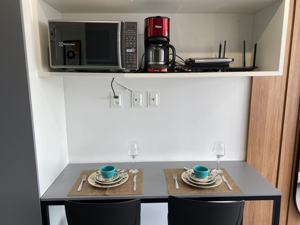 Comfort Suite | Dining