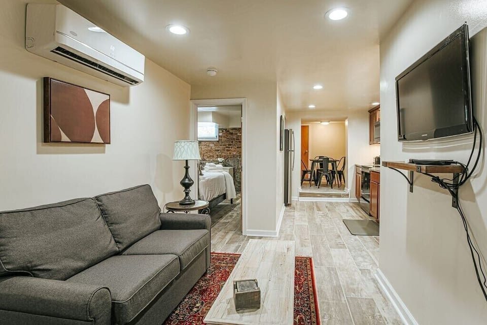 Apartment, Private Bathroom (Staunton Underground) | Lounge