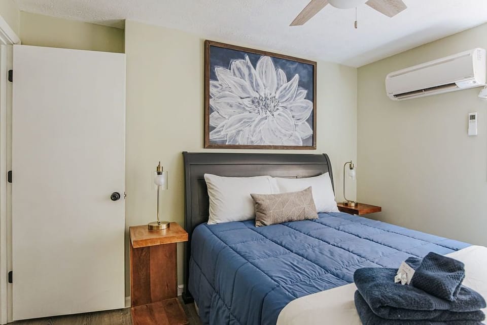 Tucked Inn: Lower Unit House in Nelson County