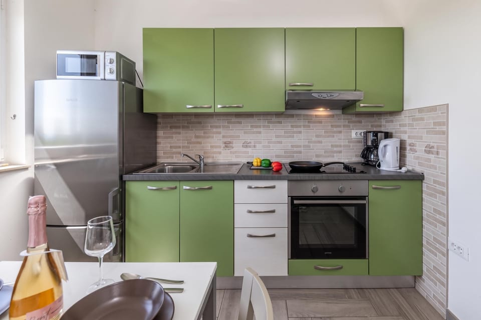 Kitchen and dining area