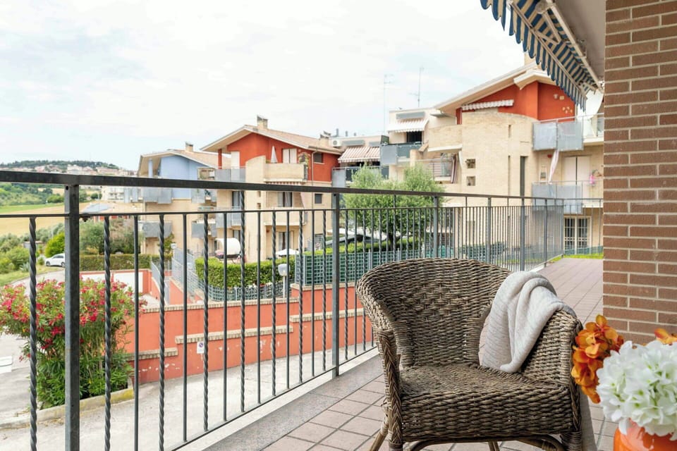 Balcony / Terrace / Patio