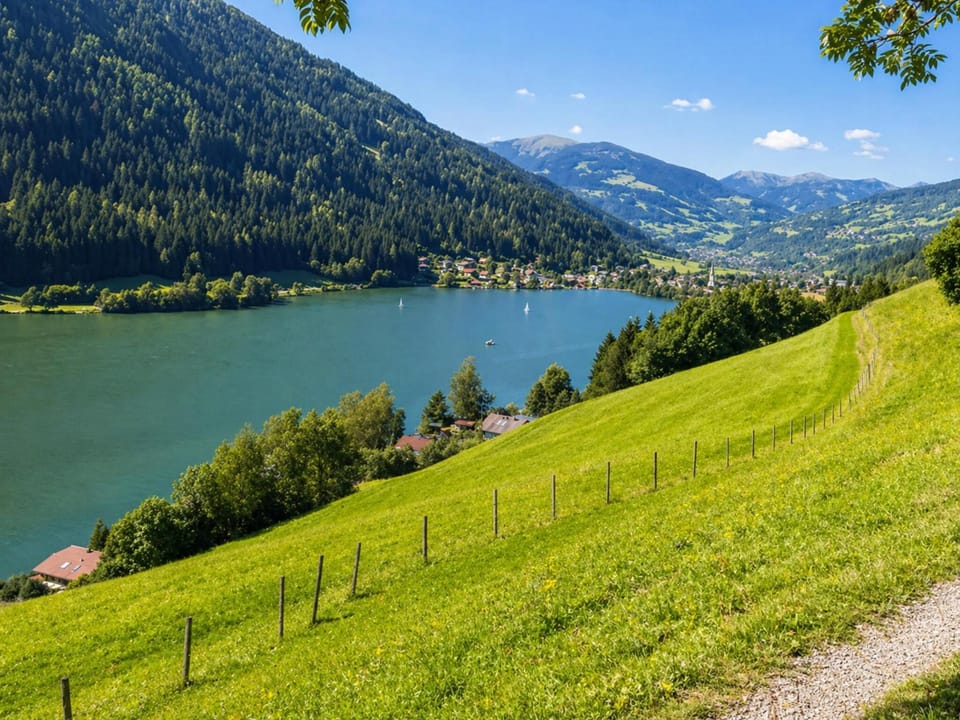 Surroundings [summer] (1-5 km)