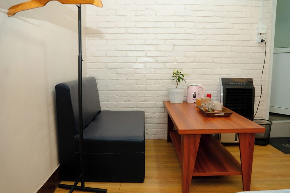 Standard Double Room | WiFi (free), bed sheets