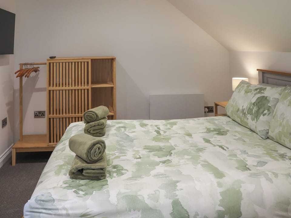 Double bedroom | Dulyn - Sarn Faen Cottages, Talybont, near Barmouth