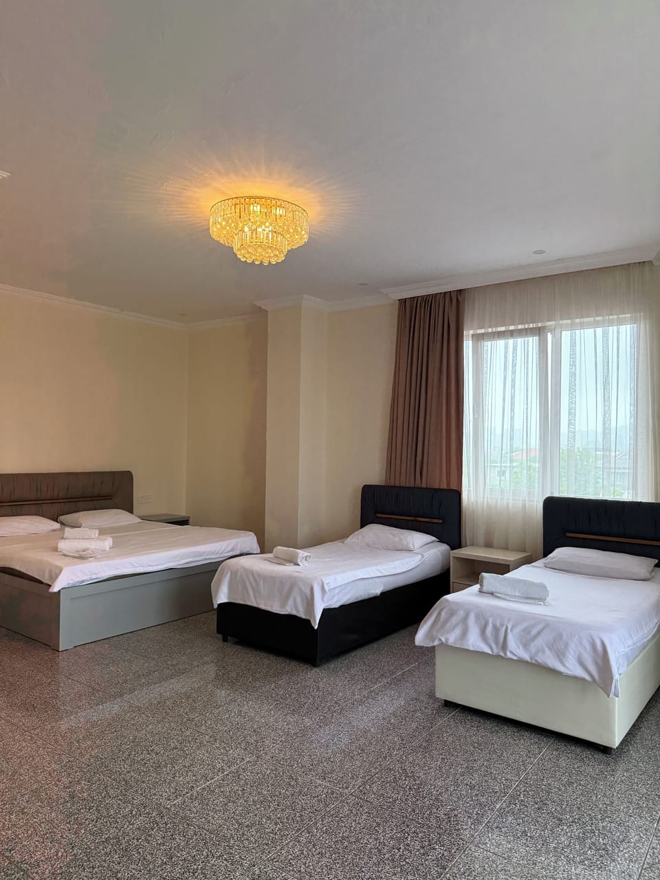 Basic Triple Room | Free WiFi