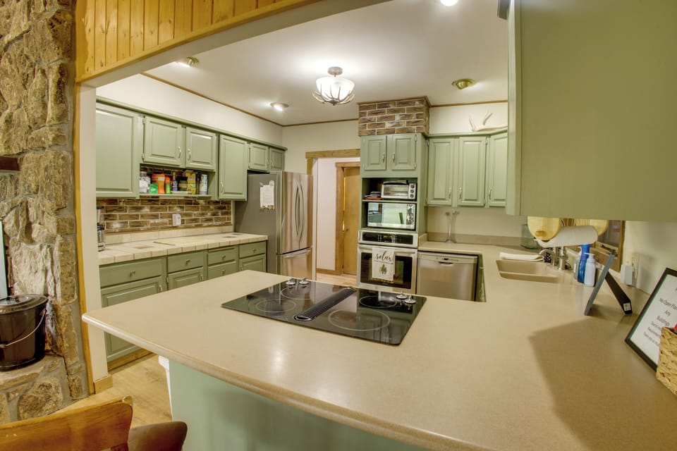 House (2 Bedrooms) | Interior