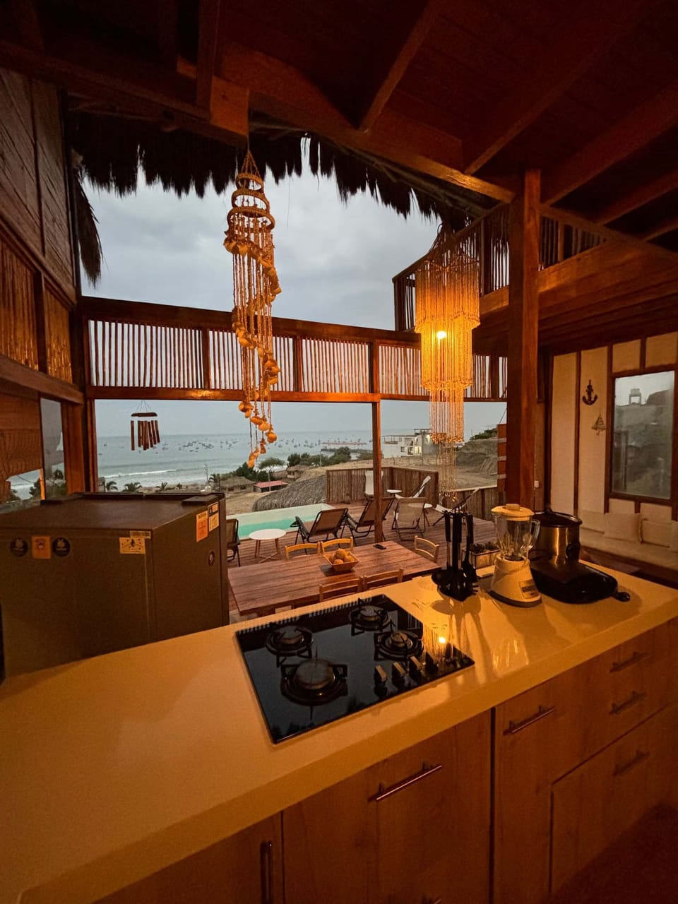 House | 5 bedrooms, high-speed internet