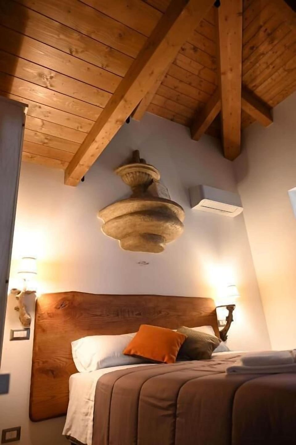Double or Twin Room, City View | Soundproofing, free WiFi, wheelchair access