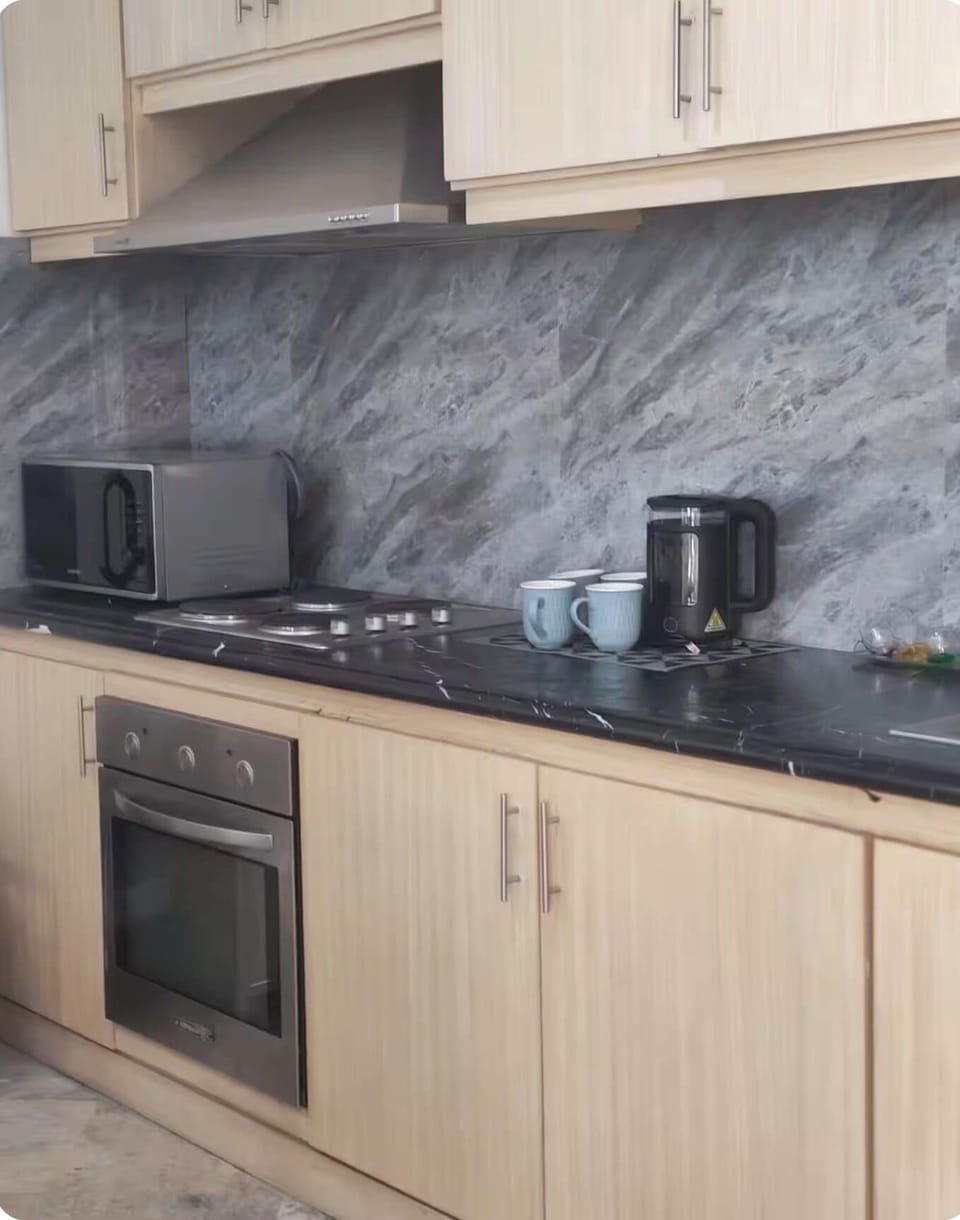 Luxury Condo, Mountain View | Private kitchen | Electric kettle