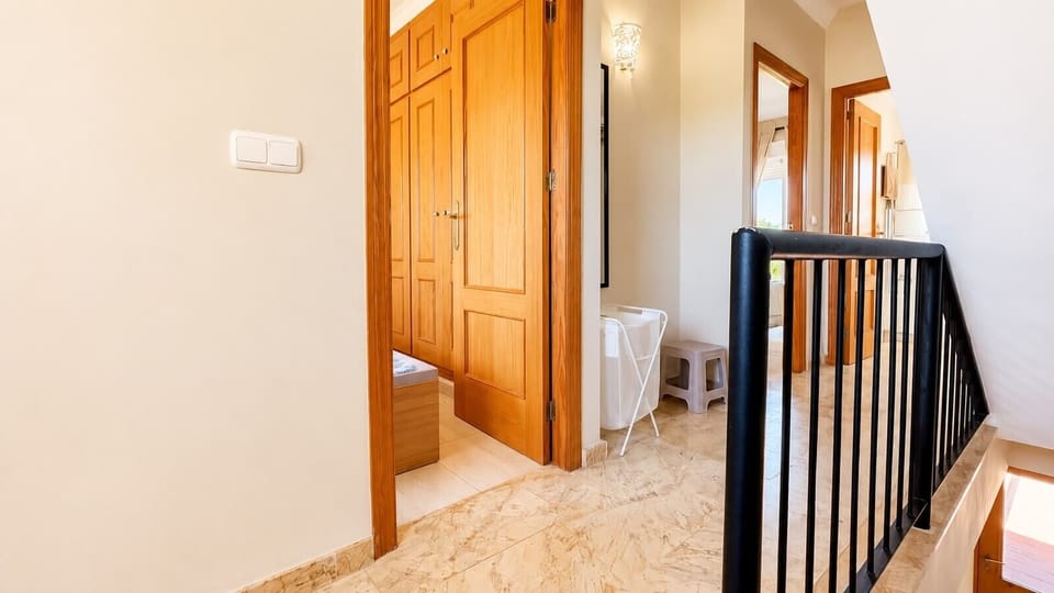 Upper floor