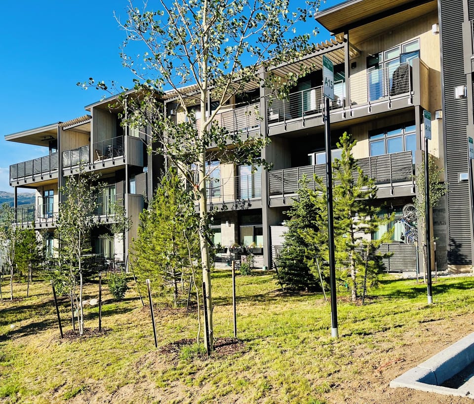 Building, patio, and parking