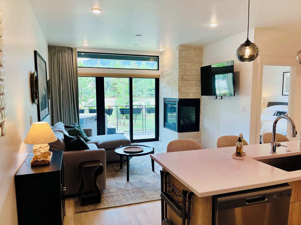 View of condo from entry hallway