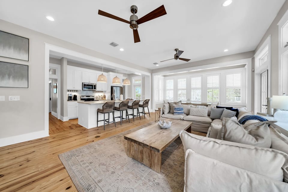 Open space living and Dining