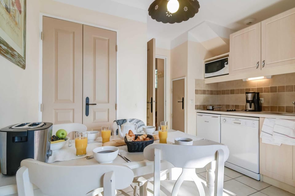 Apartment | Private kitchen