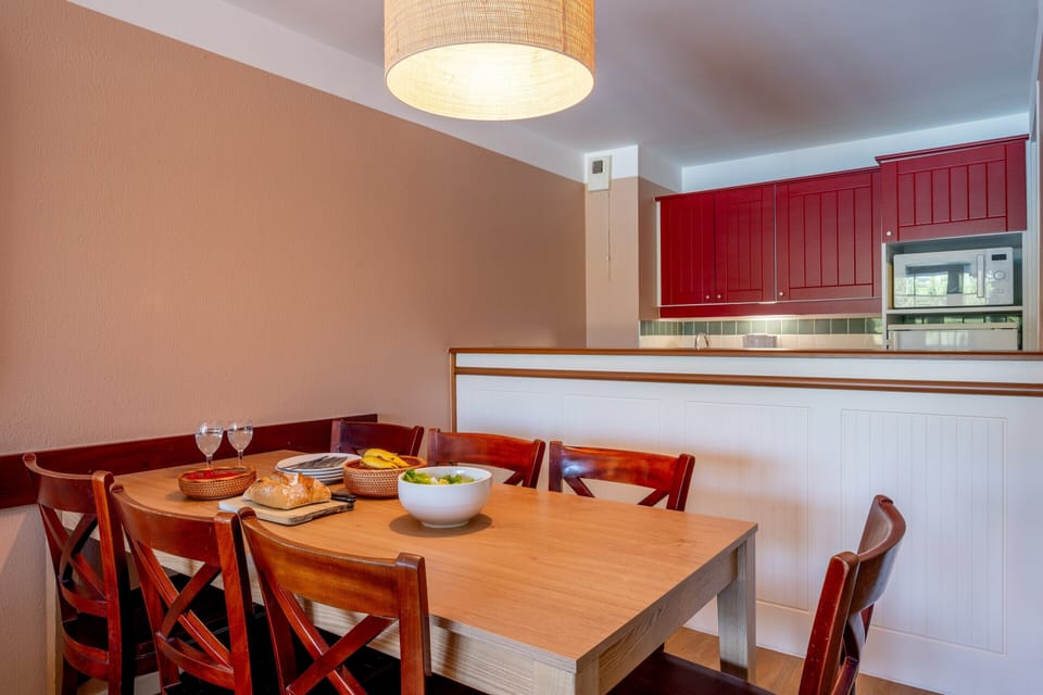 Apartment | Dining