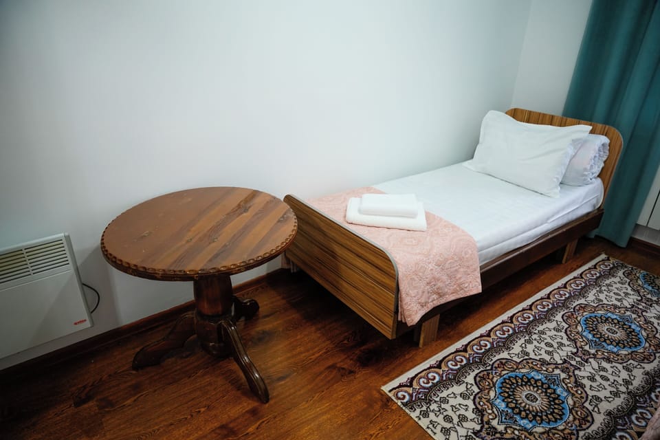 Iron/ironing board, free WiFi
