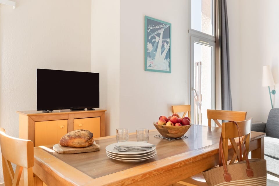 Apartment | Dining