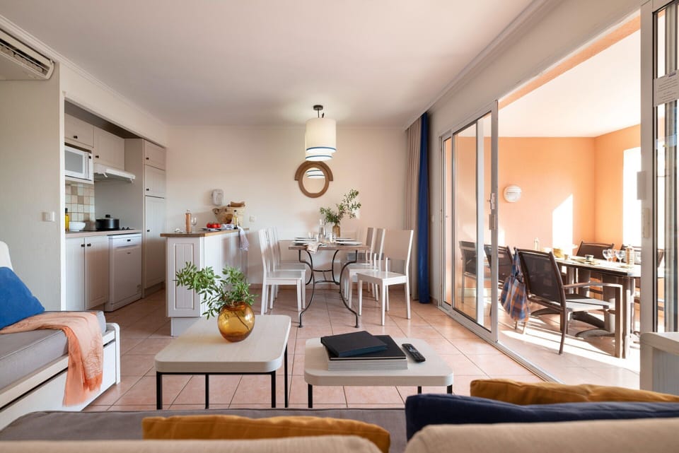 Apartment | Living room