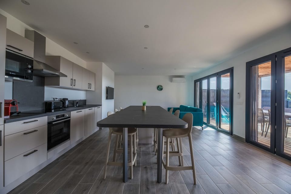 House | Dining