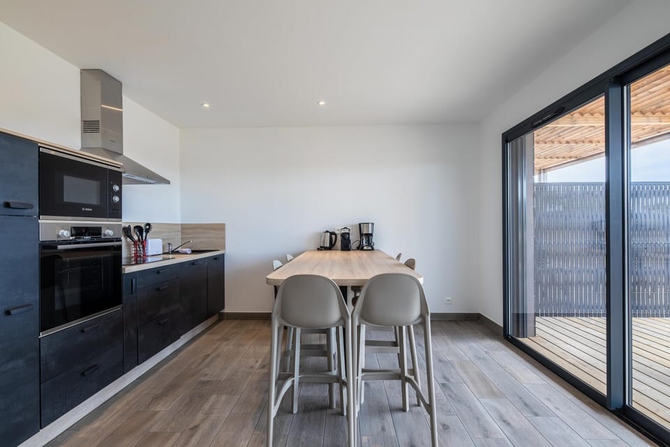 Apartment | Dining