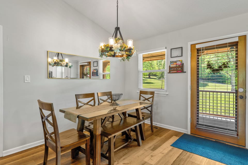 Dining space off the kitchen