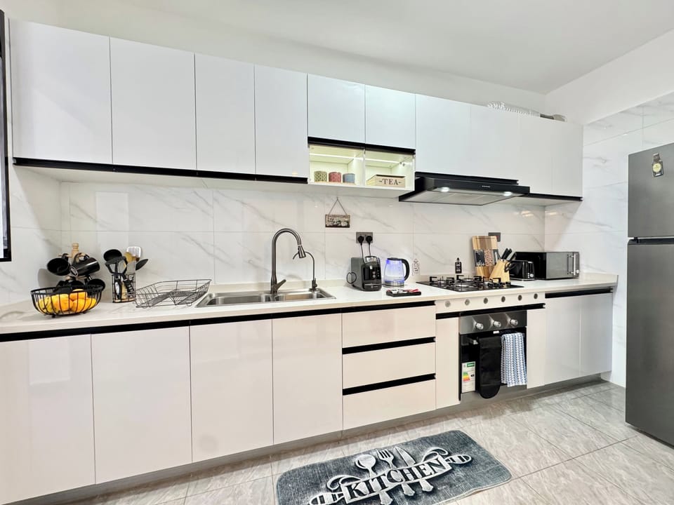 Apartment, 2 Bedrooms, Accessible, Balcony | Interior